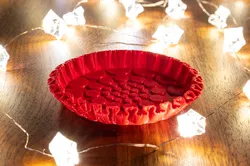 Soap Dish with Heart-Shaped Border