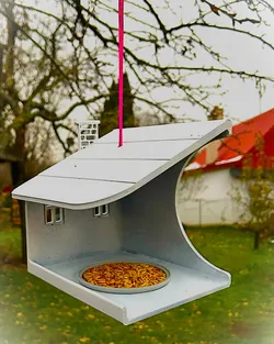 feeder