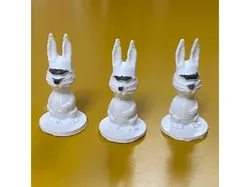 Lapin croque carotte - Funny bunny