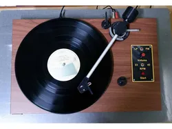 Record Player Turntable Direct-Drive using TMC2209 Stepper motor.