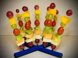 Rainbow Fruit-Skewer Holder