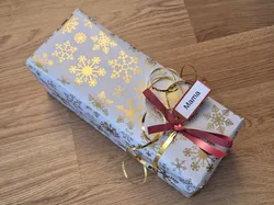 Last minute christmas present name tag