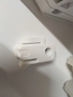 Indesit Freezer Door catch