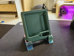 Samsung Z Flip phone stand