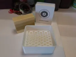 Alinessence Soap box