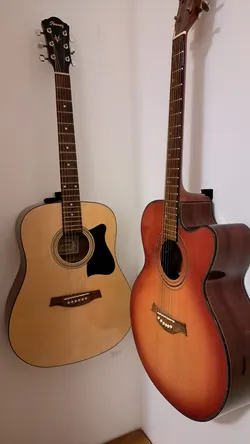 guitar holder