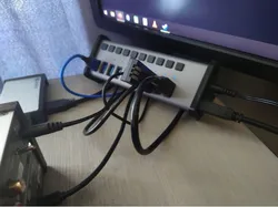 Andersson USB hub 10 port holder