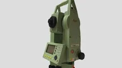 Leica TCR805 Power 5" total station