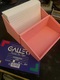 Mavu's Transport box for Index cards, resized for 125mm cards & hinge hole circle -> tear reshape