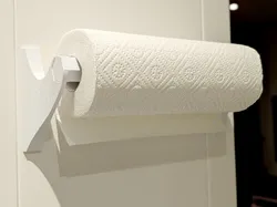 Wall-mounted paper towel holder