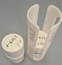 Global proficiency (ASPAC) small tube holder