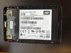 SSD Enclosure spacers / screws