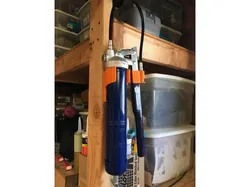 Grease gun holder