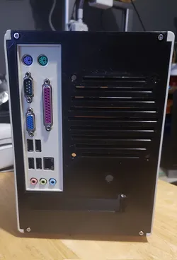 ITX Llama retro case - Standard IO rear panel.