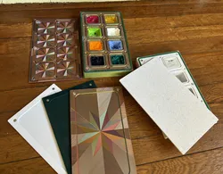 Stacking tray for HIMI paints and small parts