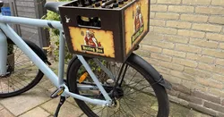 Beer crate holder for VanMoof S3 bike rack V2