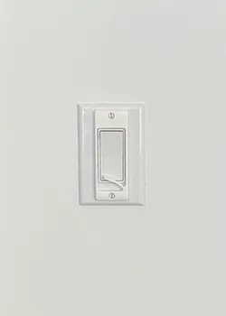 Decora Light Switch Lock (for short screws)