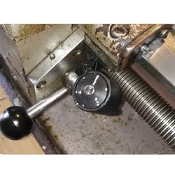 Lathe thread dial