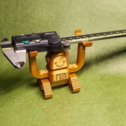 Hold-E: Desktop Holder