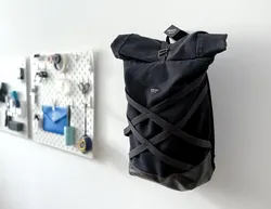 Braasi backpack wall hanger