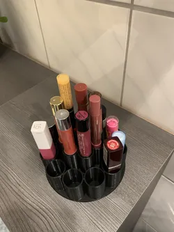 Rotating Lipstick / Cosmetics Holder
