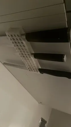 Knife holder under cabinet