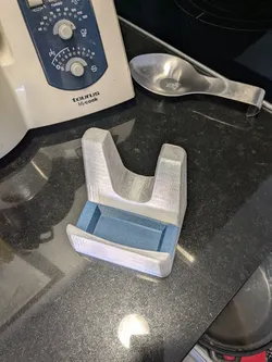 Universal Lid Holder