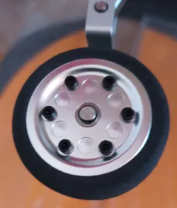 Avanti XS Nose Gear Tire Replacement in VarioShore TPU