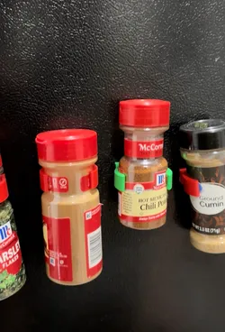 Magnetic Spice Holder