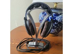 jordi_id7's Headphone Stand - Remixed for two piece printing