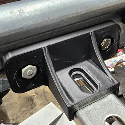 Unistrut 90deg connectors