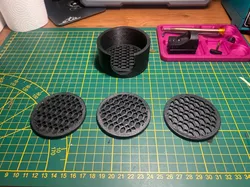 Cup holder / tray
