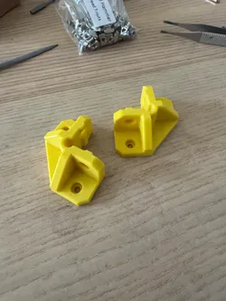 2020 Tri-corner Brace with M3 screw holes