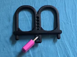 Adjustable Pillory Handcuff for Padlocks and Ropes | Verschiebbare Pranger-Handschelle für Vorhängeschlösser und Seile