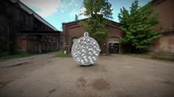Bee Hotel