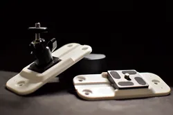 ArcaWall - Wall mount for Arca Swiss style plates (fits Peak Design capture V3)