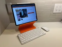 iPad Workstation Stand