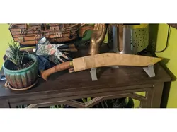 Large Knife Display Stand