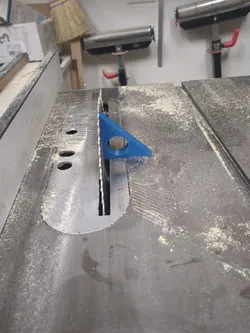 Simple 90/45 degree table saw guide 2.5" tall