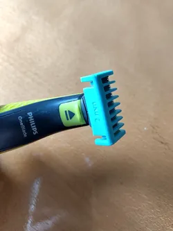 Philips OneBlade comb