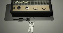 Guitar amp key holder