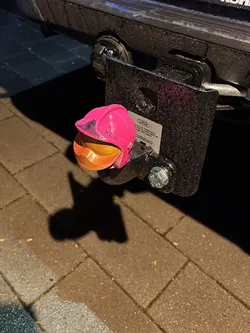 Abdeckung Anhängerkupplung Feuerwehrhelm