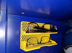 Goggles stand dual