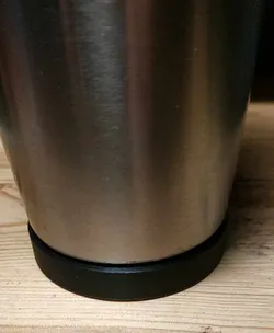 A base for a thermos flask - základna pro termosku