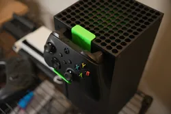 Xbox Series X Controller Hanger