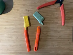 Bouldering Brush - Removable/Replaceable Brush Head