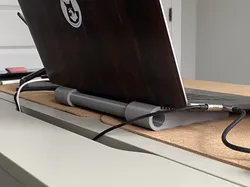 Laptop stand / riser