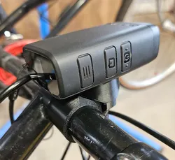 Cycliq 1/8th Turn Mount Twist Lock Bracket - 'Mount C'