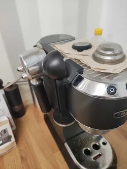 Delonghi Dedica EC Tamper holder