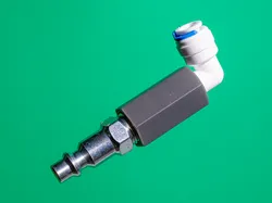 Female-to-Female 1/4 NPT Adapter